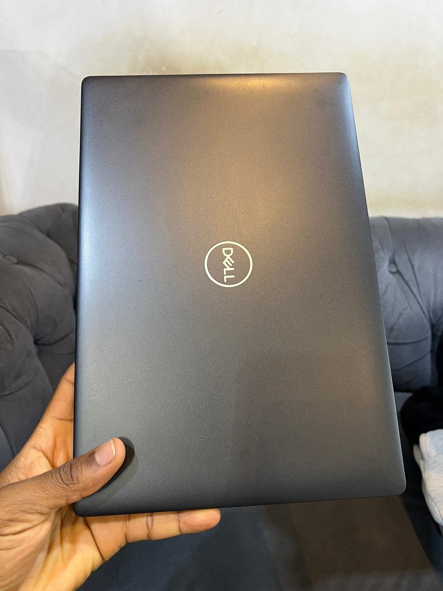 teckdeck247's tweet photo. 🇺🇲Dell latitude 5400
Core i5 8th Generation
256GB SSD 8GB RAM
Face ID &amp; Fingerprint
Keyboard light
FHD Display
Excellent Battery
Genuine Charger
₦320,000/non-touchscreen ₦300,000
Free nationwide delivery (doorstep only available in kaduna) DM or 08102414950(Whatsapp/phone call) https://t.co/k8aTEhuge6