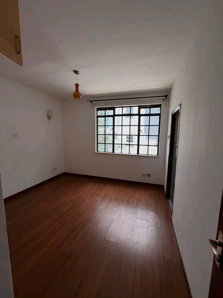 HodankaHomes's tweet photo. Kileleshwa – 5 Bedroom Duplex for Sale (KSh 30M Negotiable)
Elegant all-ensuite duplex with spacious lounge, balcony, family room, terrace, semi-closed kitchen, and pantry. Located in a low-density development with swimming pool and garden—ideal for luxurious, private living. https://t.co/bartNL0PJs
