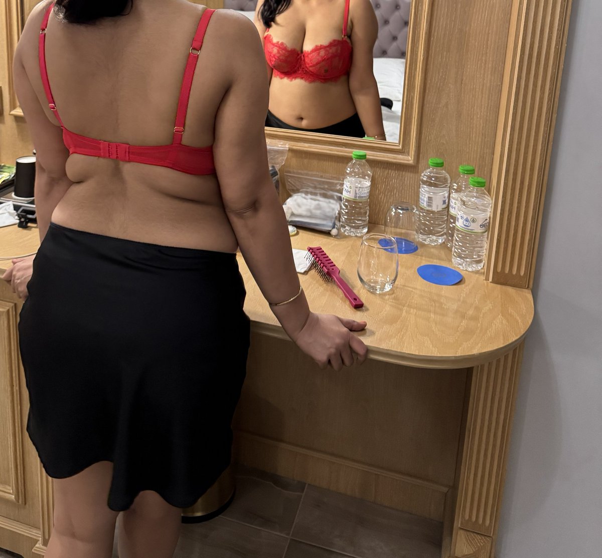 Sluty Mahi Roy tweet media