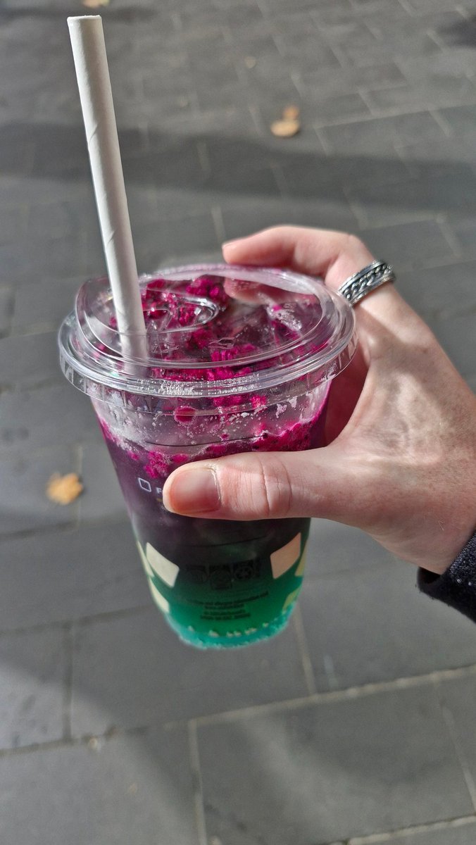 2Neare 🌙🐦⬛ tweet media