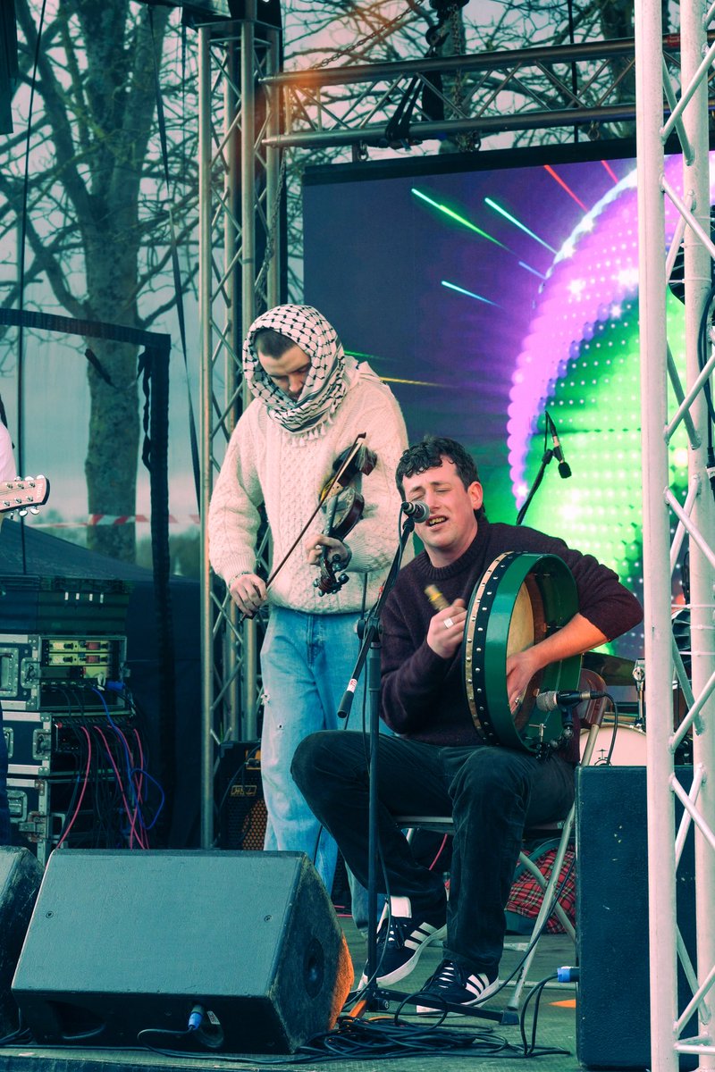 LimerickStPats's tweet photo. What a night! 🎶 

Limerick’s music scene took over Arthur's Quay Park last night, with the ‘Legends of Limerick Stage’.

Major Feen, The Labourers, Citrus Fresh, Hazy Haze and Denise Chaila delivered electrifying energy in the heart of the city 🎤 

#LimerickStPatsFestival https://t.co/cztWw6o7OJ