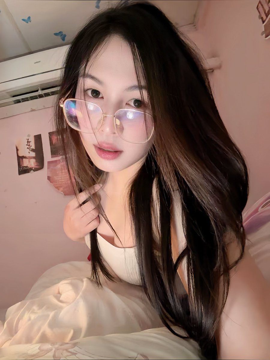 KARNKY🐰 tweet media