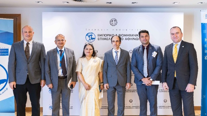 GrèceHebdo tweet media