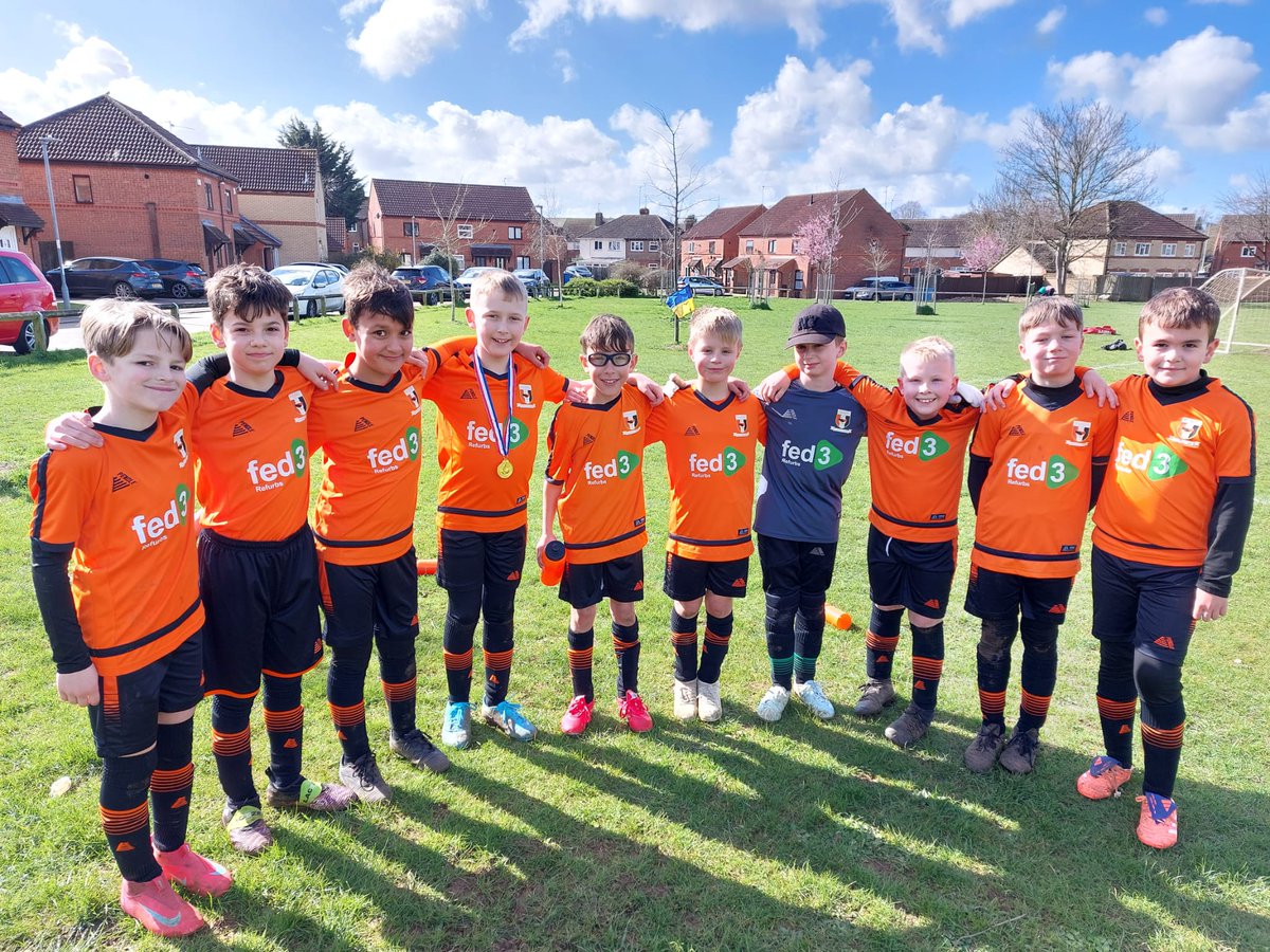 Rushden & Higham Utd tweet media