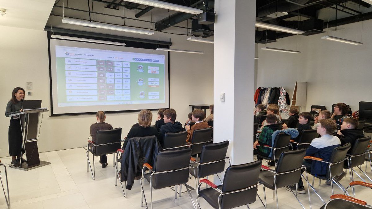 Dr.Web® tweet media