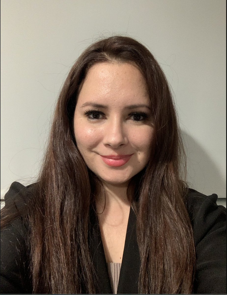 Unigo Scholarships tweet media