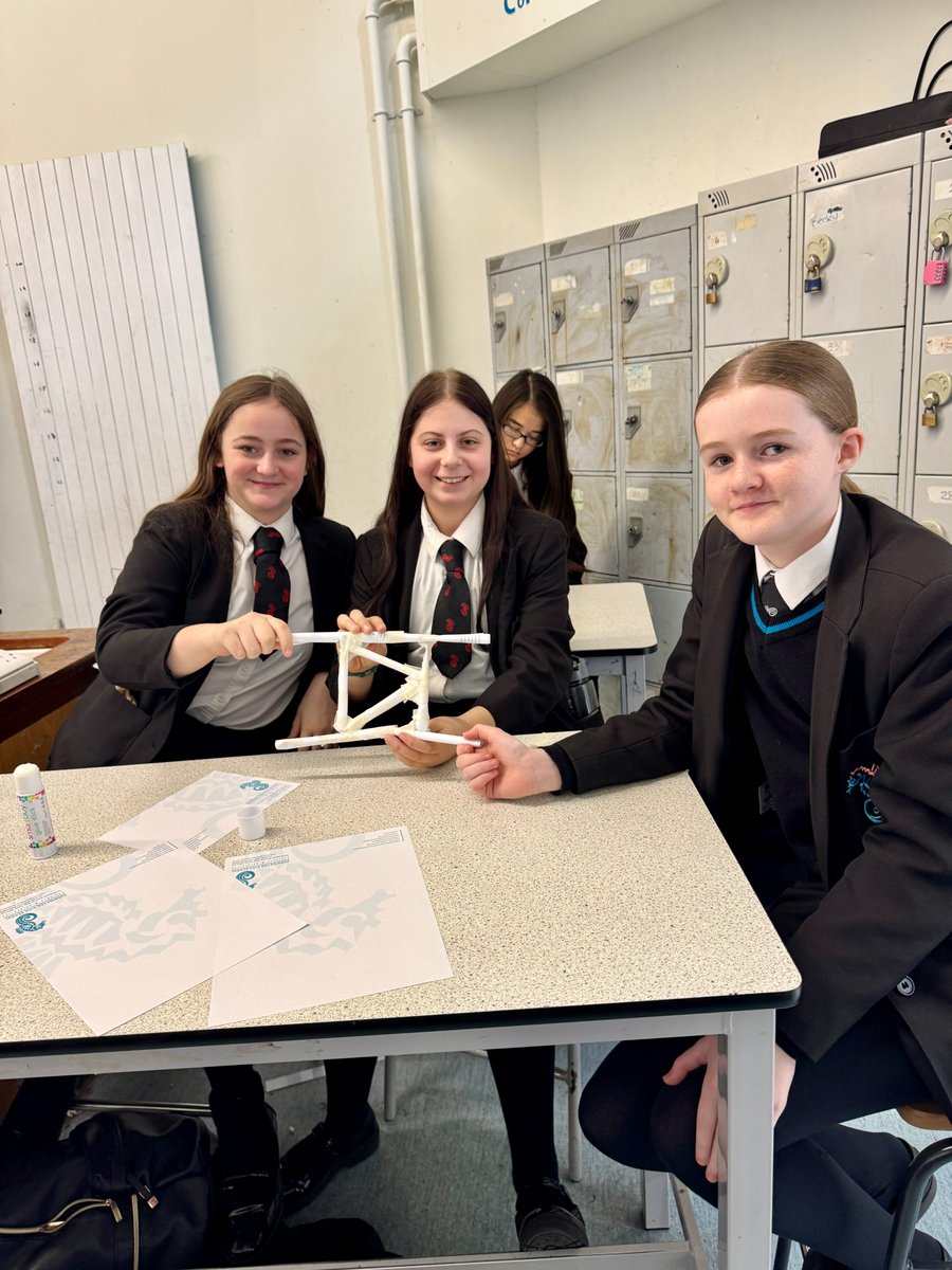 Durrington High tweet media