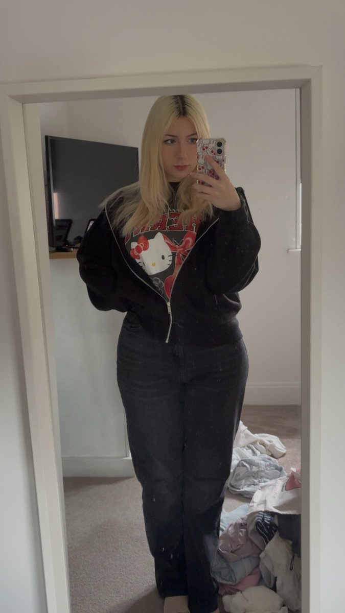 poppy 🫧 tweet media