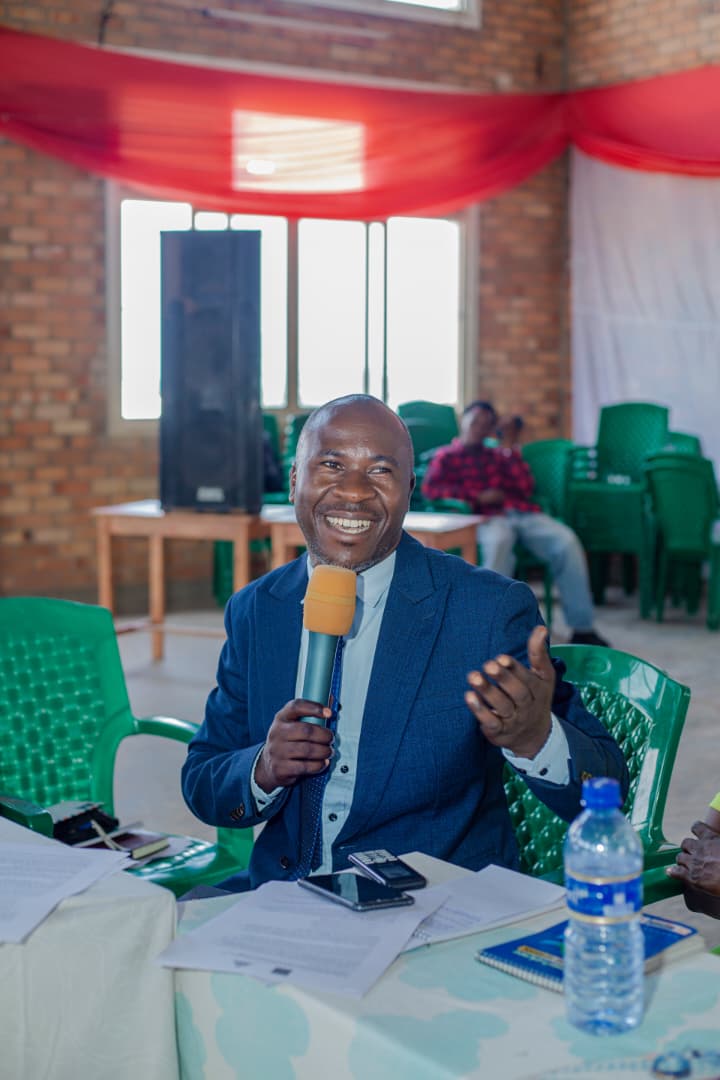 APADECO Burundi tweet media