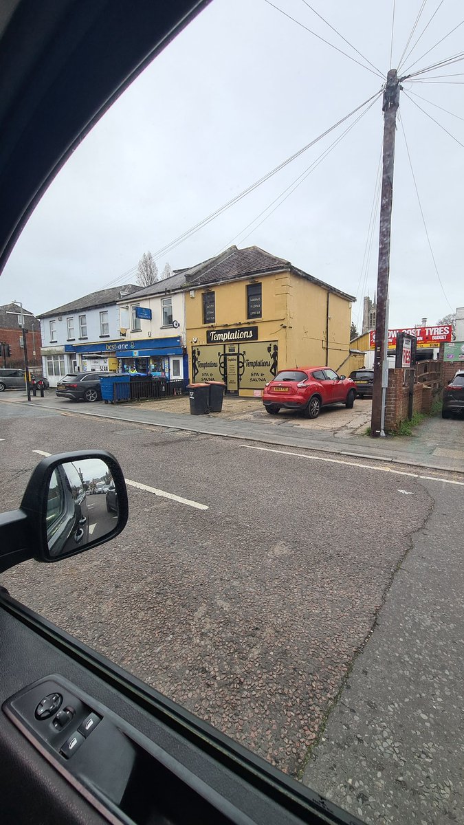 Dogknob1 tweet media