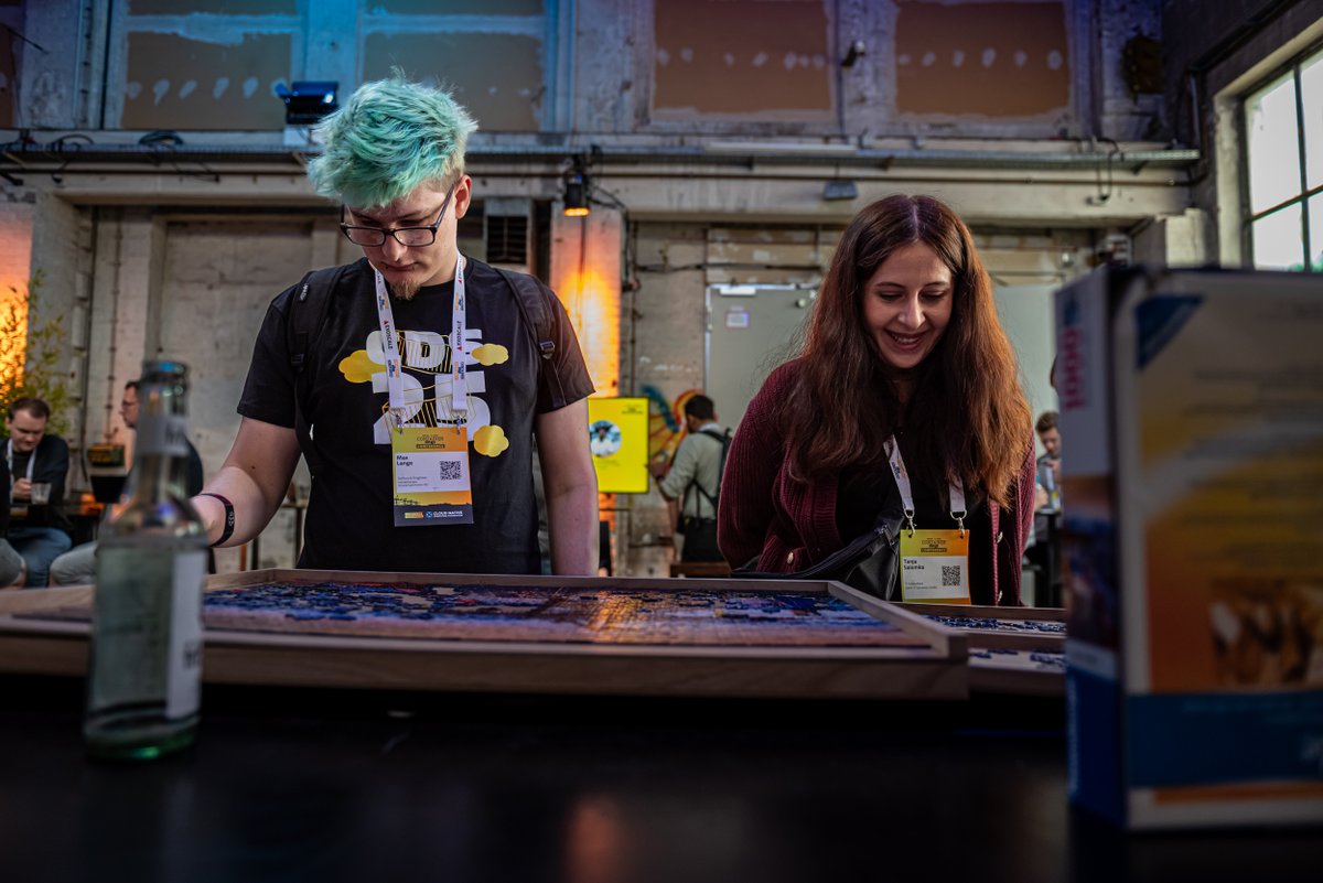 ContainerDays tweet media