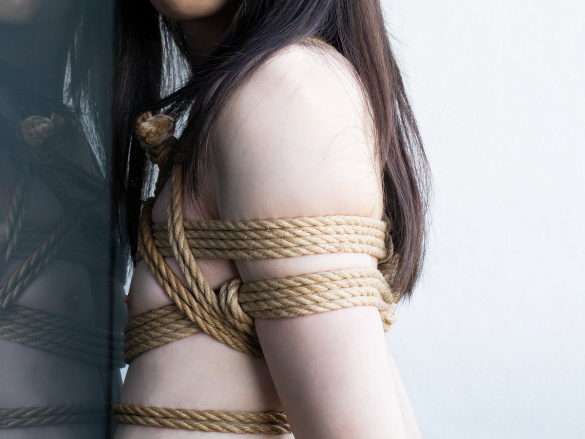 foryou_shibari's tweet photo. Rigger: @foryou_shibari 
Model: @mstxha 
Photo: @foryou_shibari https://t.co/bAc77hzVfY