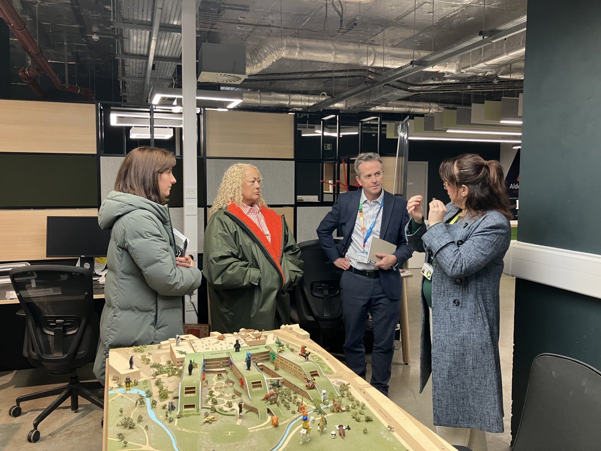 Kim Johnson tweet media