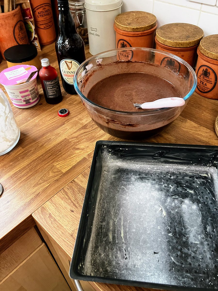 karen thompson tweet media