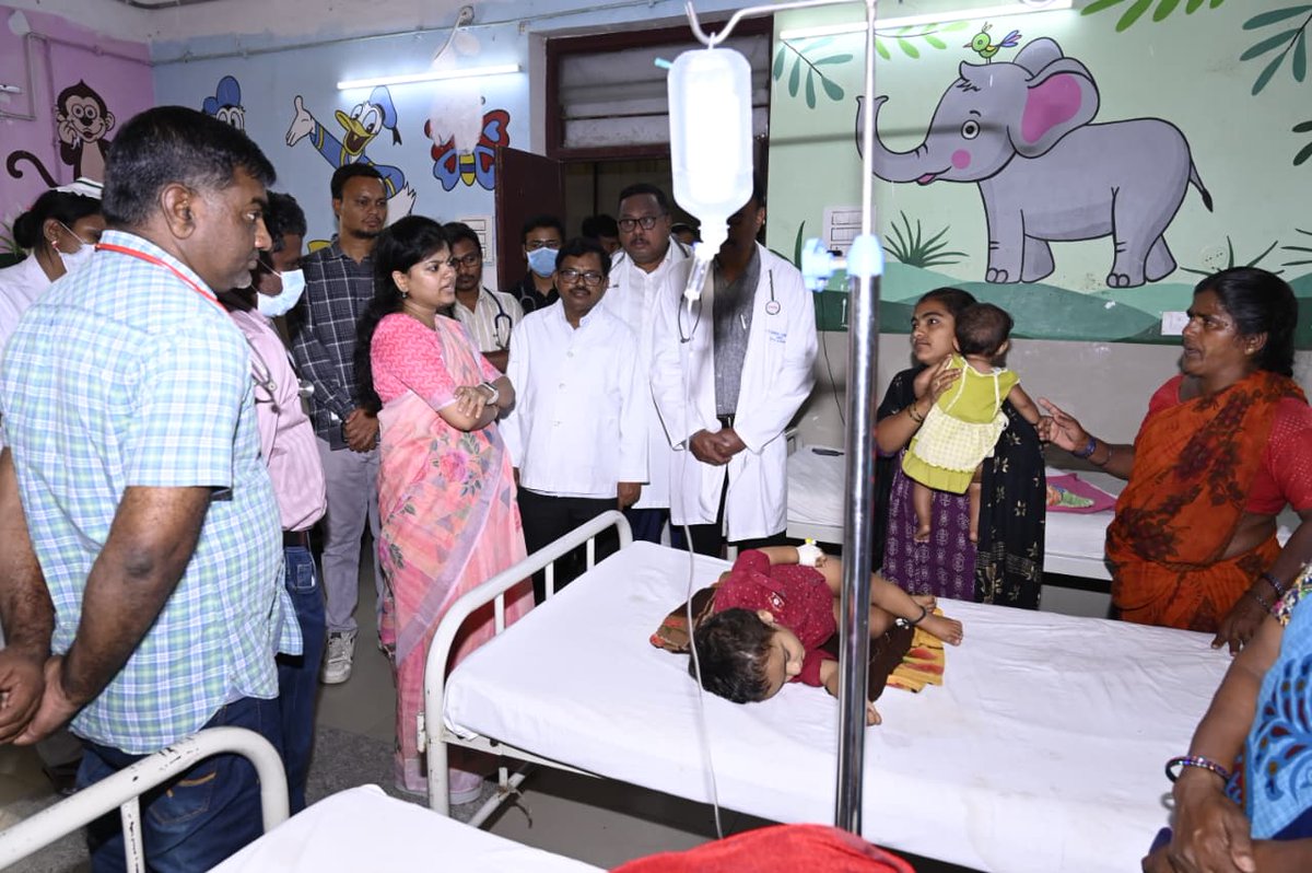 Collector Mahabubabad tweet media