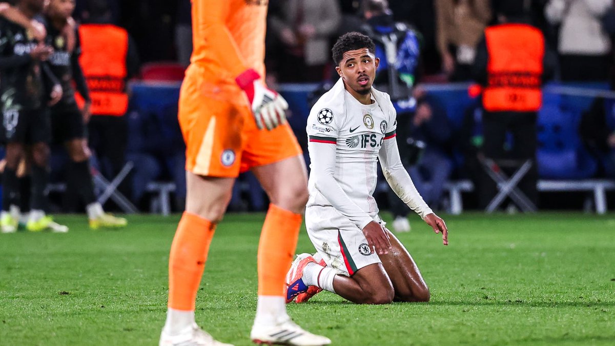 Media Parisien tweet media