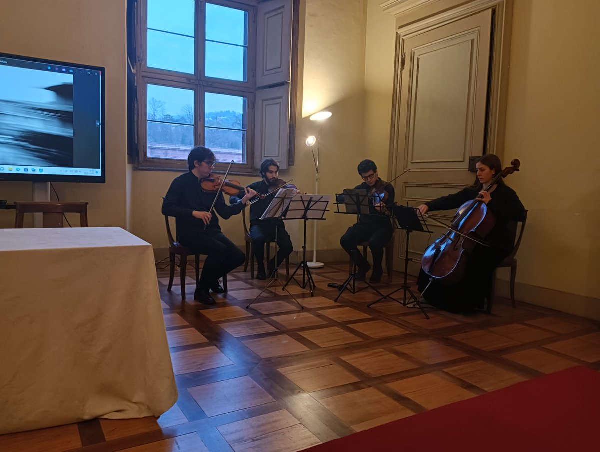 ConcorsoLinguaMadre tweet media