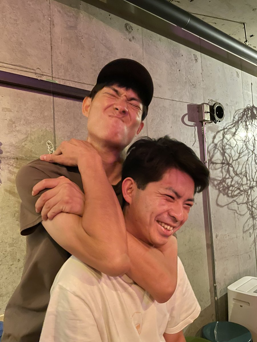 ketchup_boys's tweet photo. 👽Instore Live👽

急遽ですが今週金曜日dahh(晴揮ソロ)とnihでインストアライブやります！メンバー全員集合です！

3/20(金)
oomalama instore event
"Everybody's Gone vol.4"

LIVE
dahh &amp; nih

DJ
VVoody
TKC

OPEN 19:00/START 20:00
¥1500+1drink

＊フード持ち込みOK https://t.co/00btfukO2x