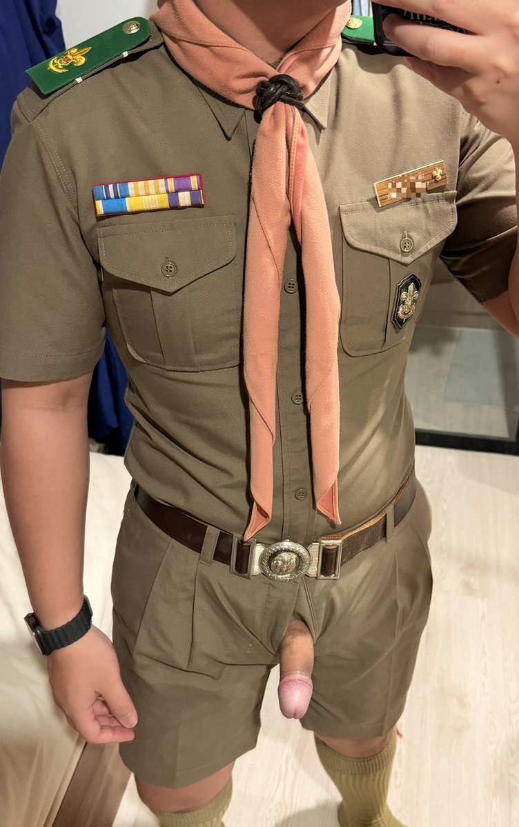 ........ tweet media