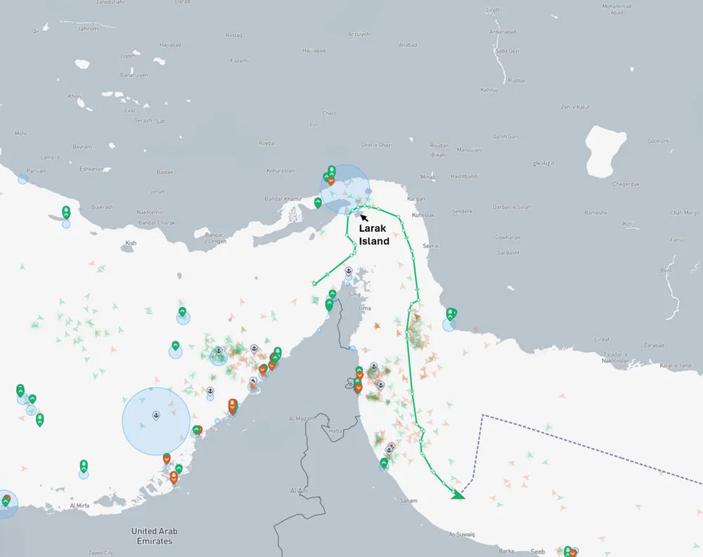 Luke Kawa tweet media
