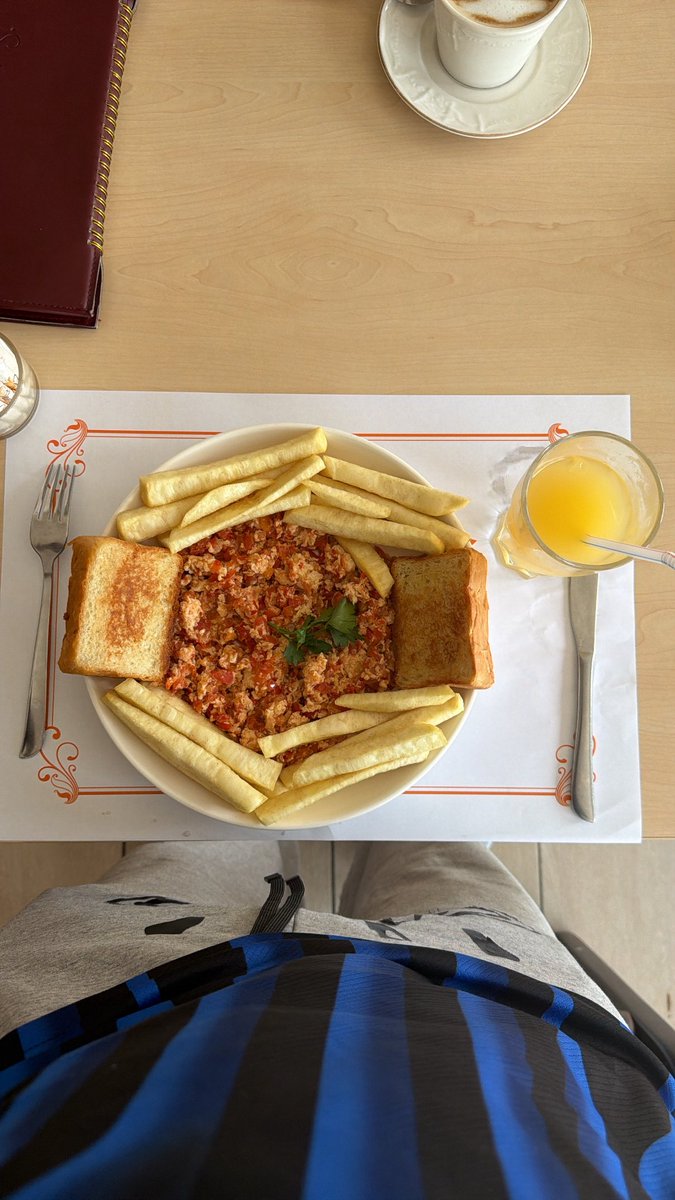 𝔸b𝕒𝕫𝕫 tweet media