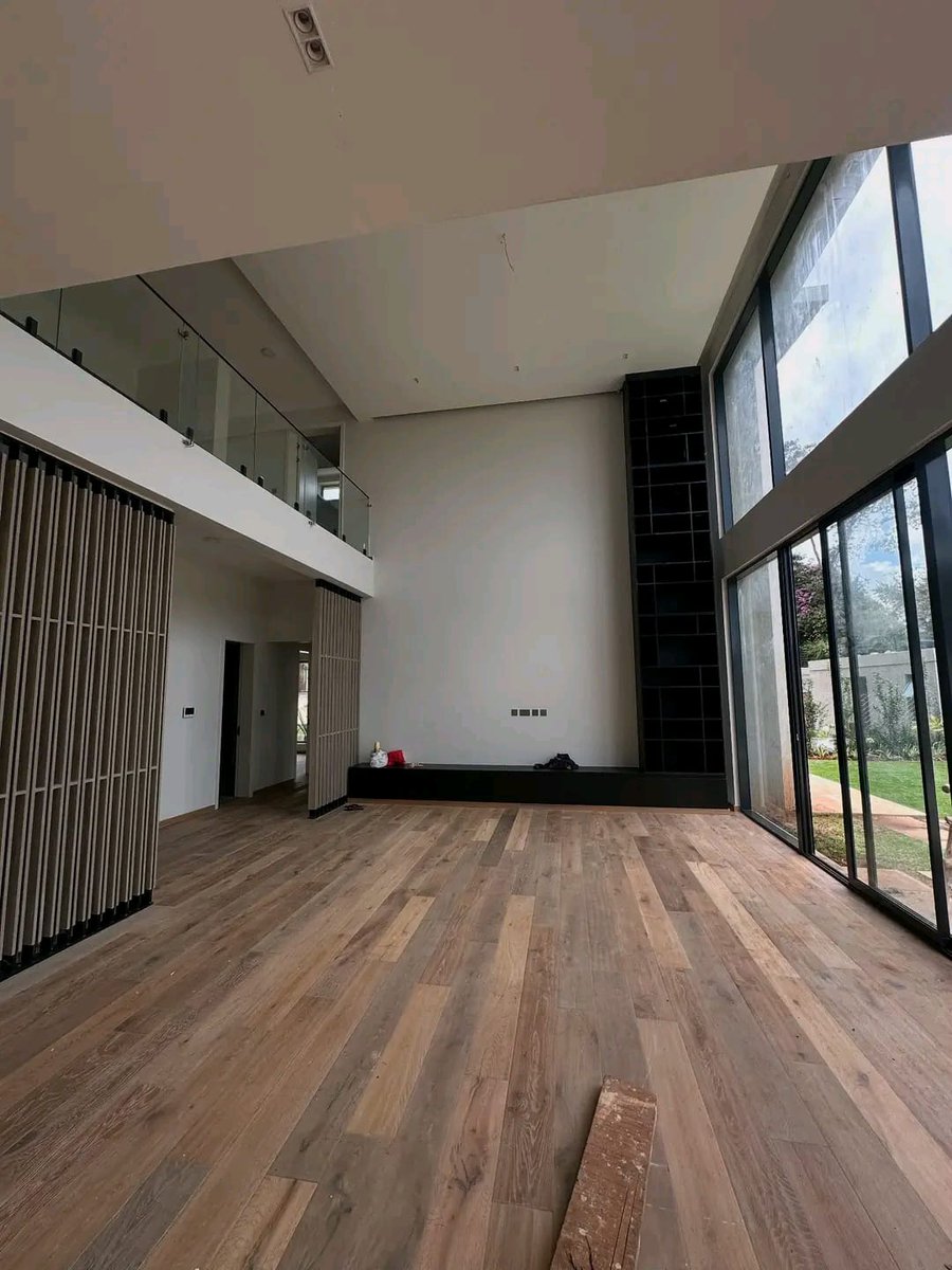 HodankaHomes's tweet photo. Karen – 5 Bedroom Villa + DSQ To Let (KSh 400,000/month)
Elegant villa on ½ acre in a private 2-unit gated community. Features spacious rooms, wooden floors, sunken lounge with fireplace, family room, lush gardens, and serene, secure surroundings—ideal for families or diplomats. https://t.co/SFSJLf7vF2