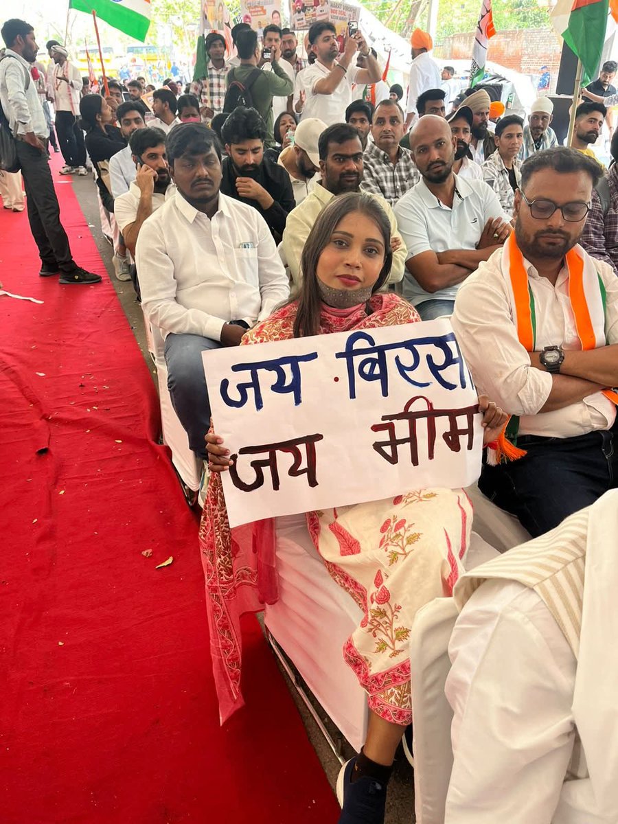 IYCJharkhand's tweet image. देश का युवा अब खामोश नहीं! ⚡
किसान विरोधी ट्रेड डील के खिलाफ संसद घेराव—जनता का फैसला साफ!
अन्याय के खिलाफ हर आवाज़ बनेगी आंदोलन! ✊
#PMisCompromised #FarmersFirst #YouthForChange
