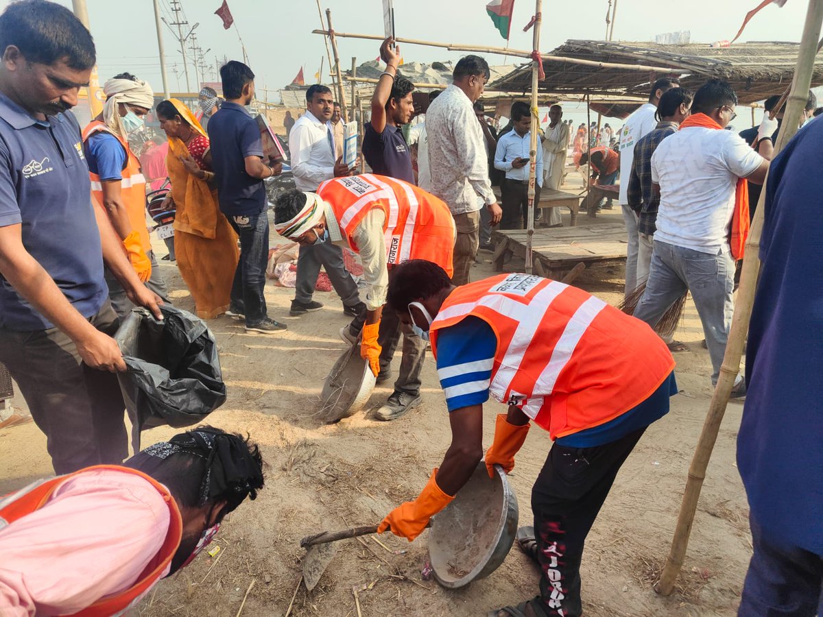 DM Prayagraj tweet media