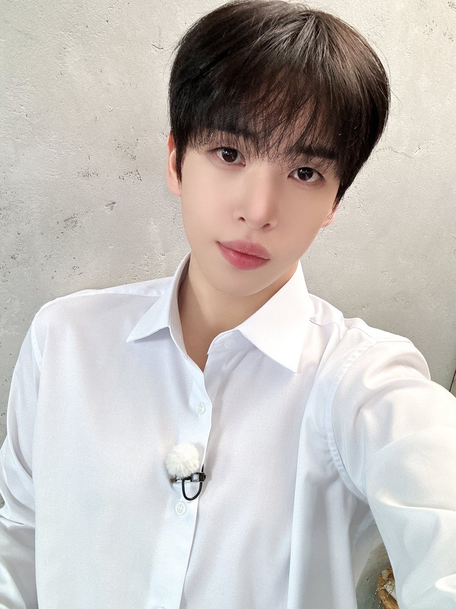 CRAVITY OFFICIAL tweet media