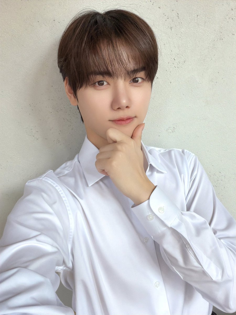 CRAVITY OFFICIAL tweet media