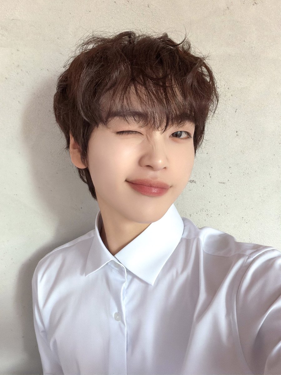 CRAVITY OFFICIAL tweet media