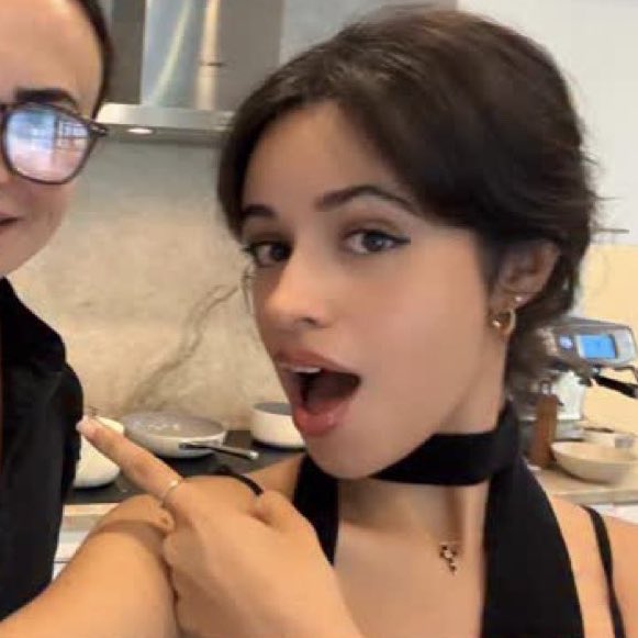 rwmsnce's tweet photo. te amo te amo te amo https://t.co/aiEWXSEkbQ