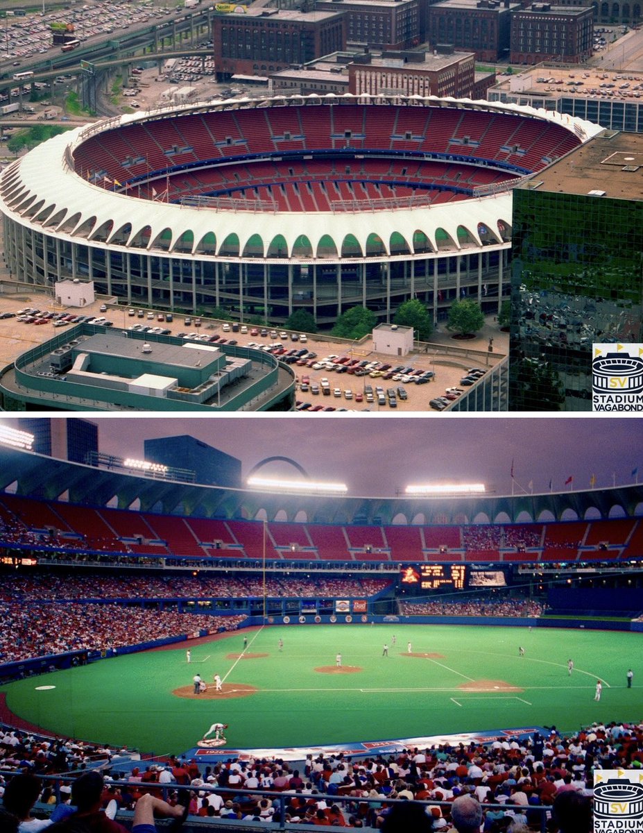 StadiumVagabond's tweet image. 🏟️ Busch Memorial Stadium, St. Louis, MO
📸 1993
⚾🏈 Former home of the Cardinals (MLB), Cardinals (NFL), later the Rams (NFL)
⚽ Also a former home of the Stars (NASL)

🗓️ Opened: 1966
🧱 Demo’d: 2005
🪑 Capacity: 56,627 ⚾️ | 54,692 🏈

#StLouisCardinals #StLouis #Ballparks