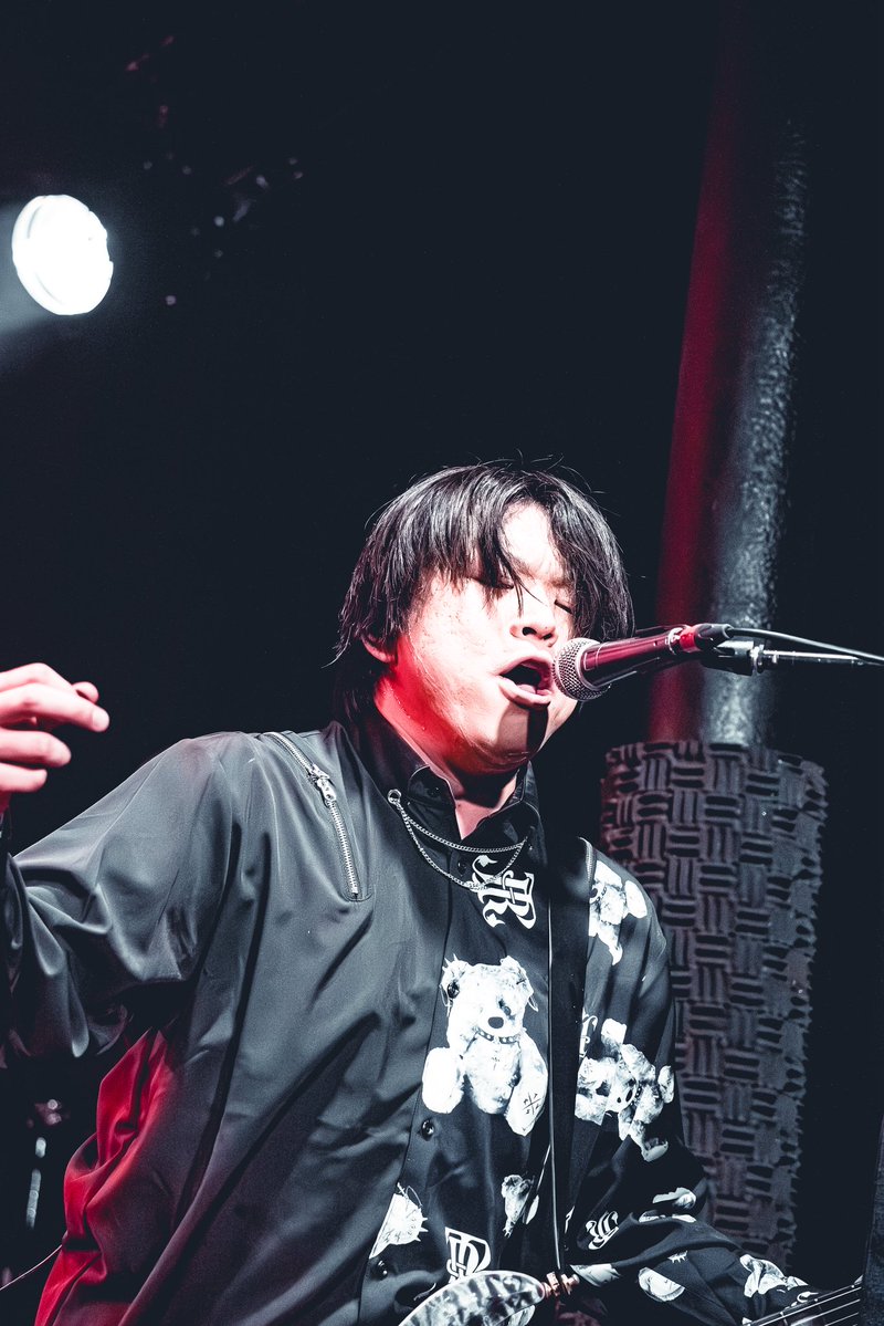 ᵘᵏᵃ tweet media