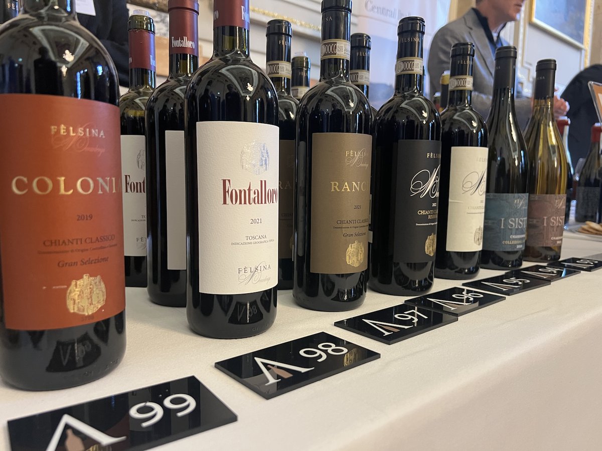 The_Buyer tweet media