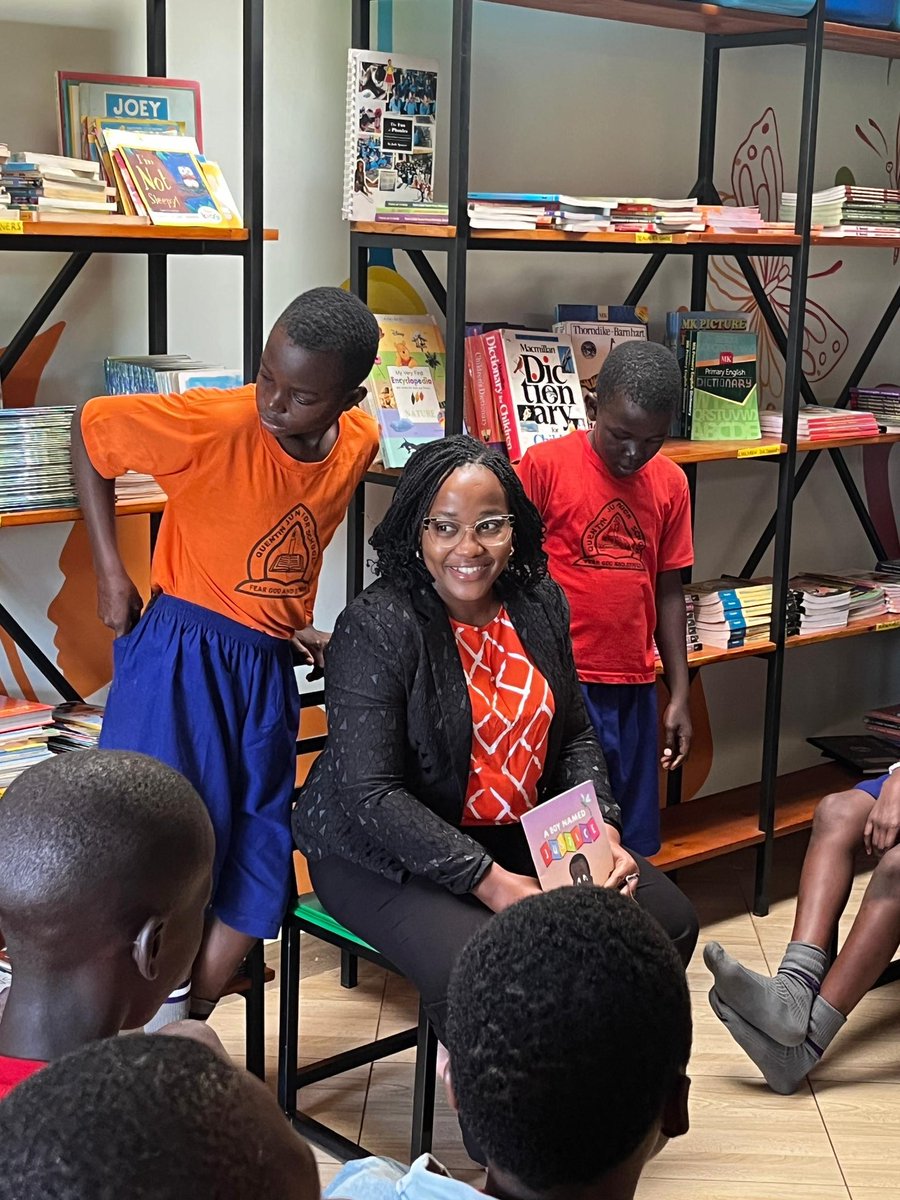 40 days_40 smiles tweet media