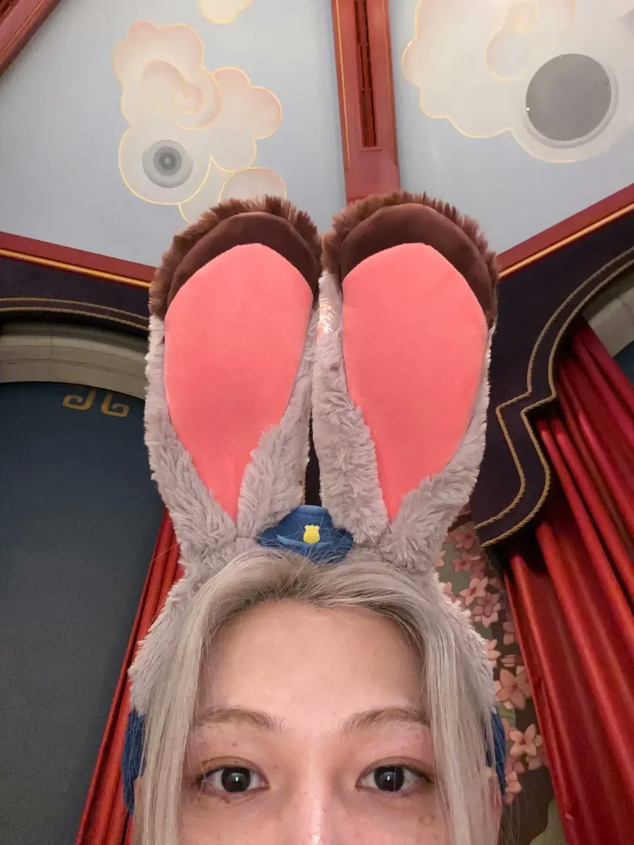 dreamybbok's tweet photo. 내가 정말 조아하는 셀카 생각나 https://t.co/fAdevW2pvS