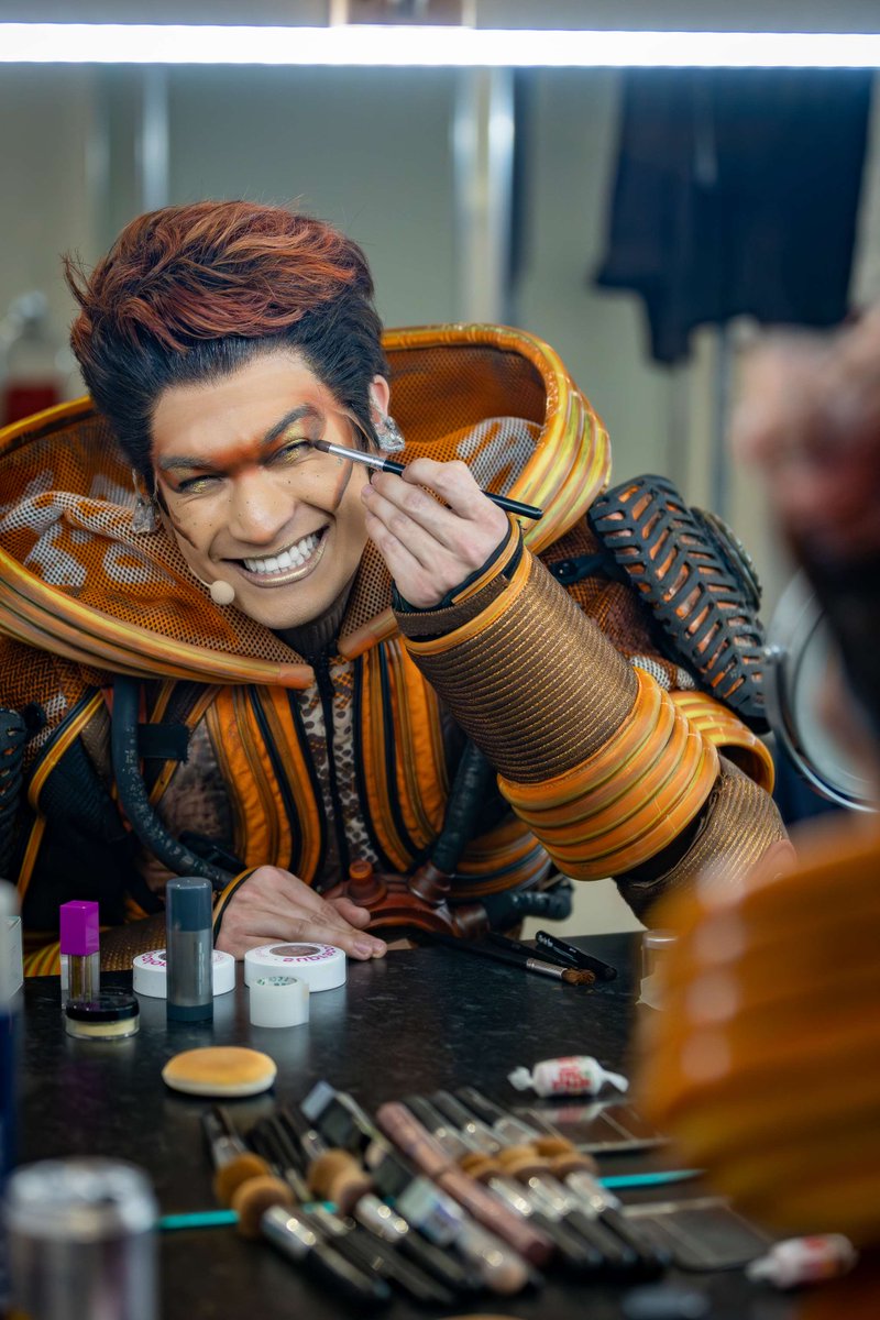 Starlight Express London tweet media