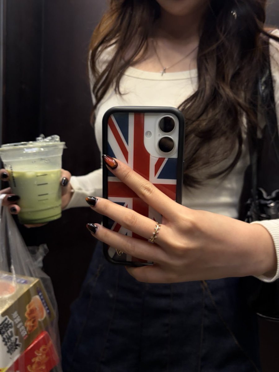 p˚୨୧⋆。🐈˚ ⋆ tweet media