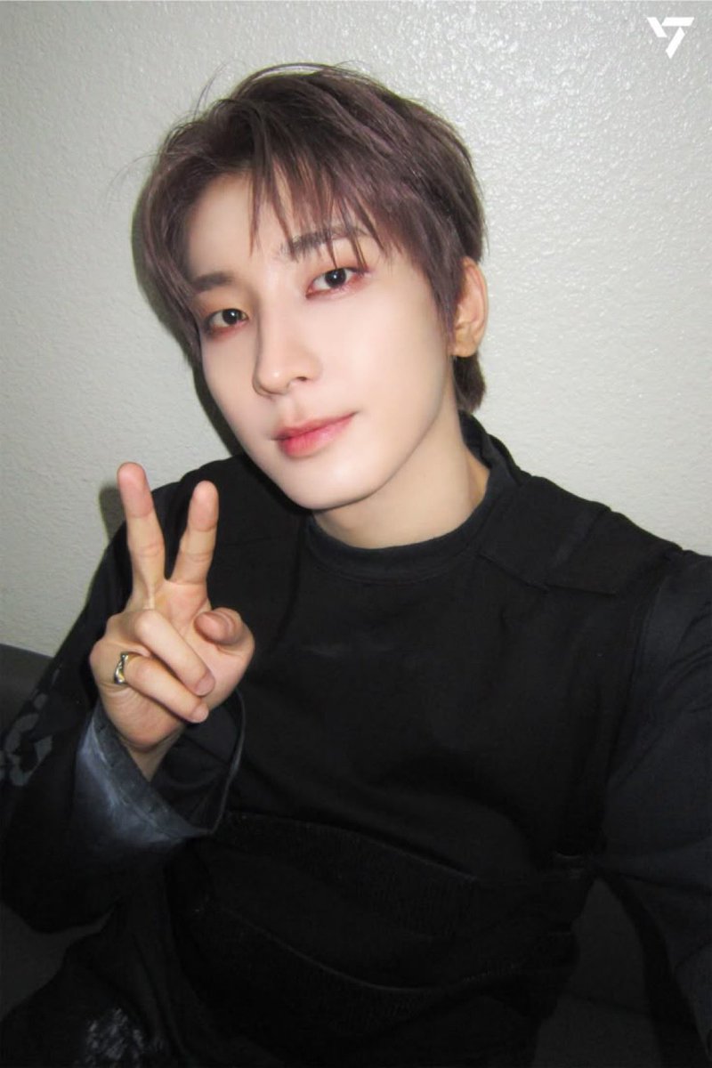 아 나 메보즈 첫콘감😌