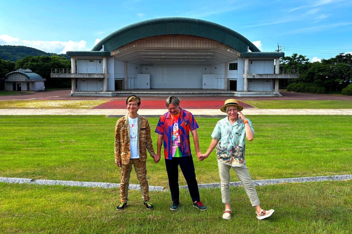 skream_japan's tweet photo. FUNKIST、シンガロング必至のライヴ・アンセム「LIVE IS BEAUTIFUL」MV公開 https://t.co/Ro6tu8aTfp
#FUNKIST
#LIVEISBEAUTIFUL https://t.co/Qkr3XZqA5i