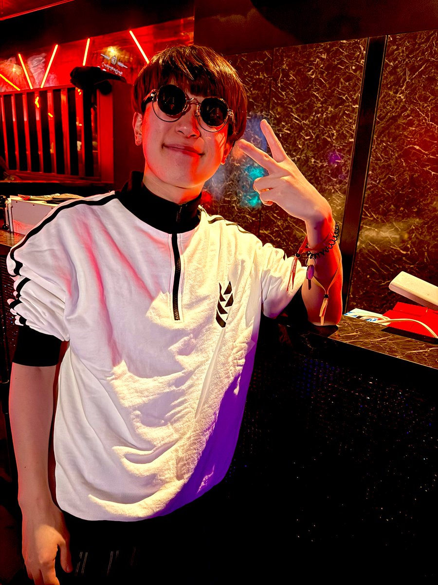 LIGHT/ライト tweet media