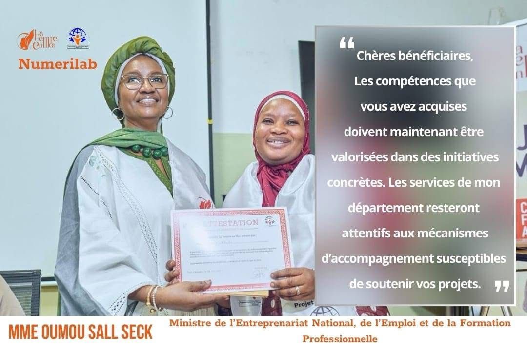 psaafml's tweet photo. Retour sur les discours de clôture du projet NumeriLab.
Des messages inspirants et une vision partagée pour l’autonomisation des femmes et des filles.
#Numerilab #PSAAF3 #LaFemmeenMoi @Poulodebo https://t.co/qXx8lfLeW2