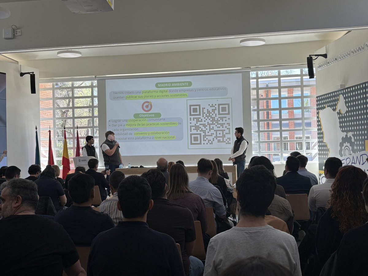 FPEmpresa tweet media