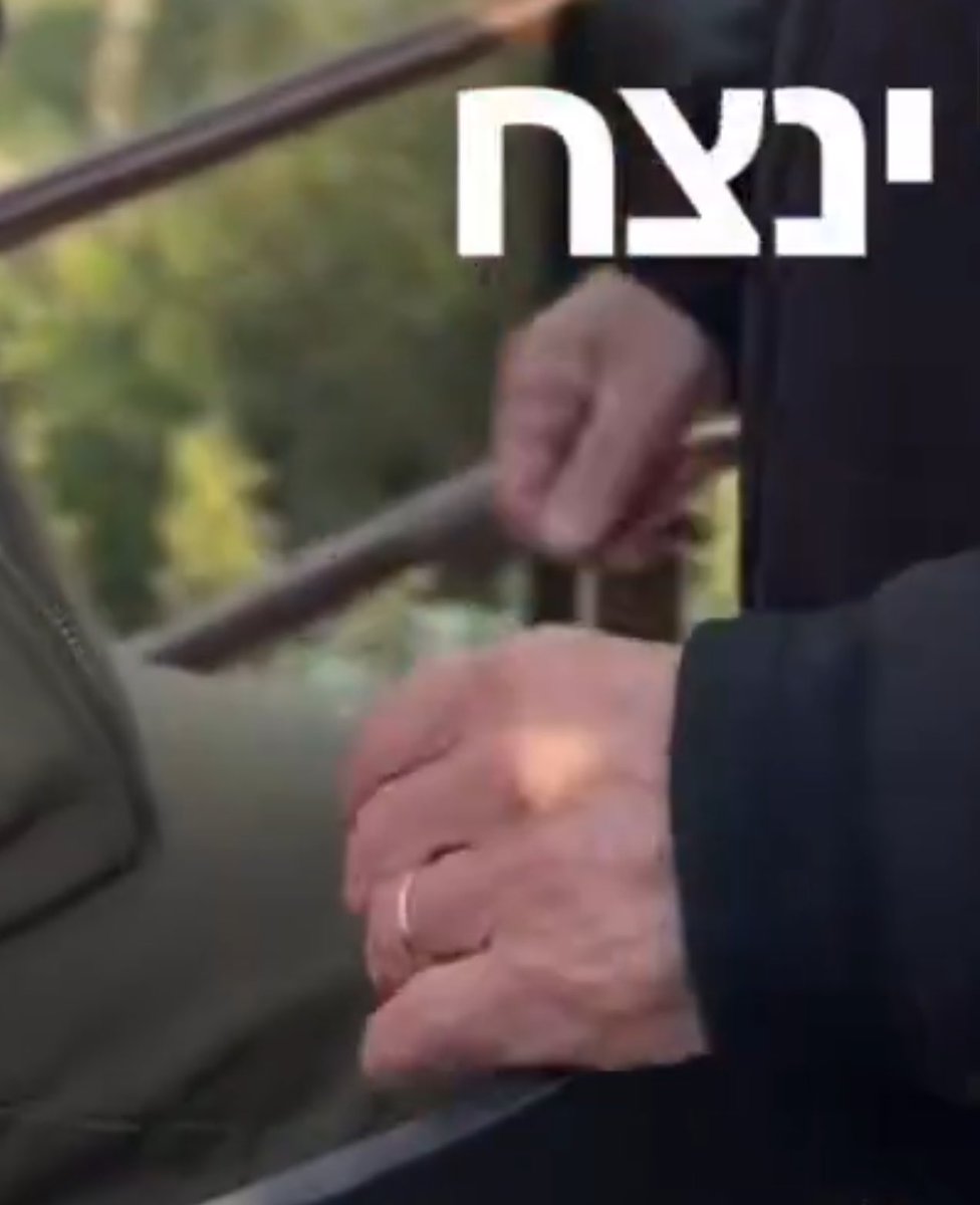 🧠 Founder of AI Content University | AICU tweet media