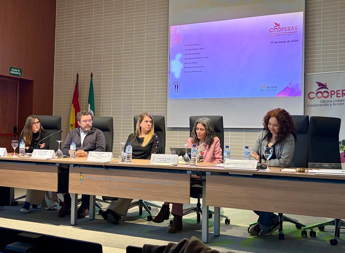 🤝 La Facultad de Medicina de la UEx celebra "25 años de Cooperación en la UEx", destacando el compromiso con la cooperación, formación y humanización. 🌍 #UEx #CooperaciónUEx #25AñosDeCooperación #Badajoz <a href="/UAM_Solidaria/">UAM_Solidaria</a>