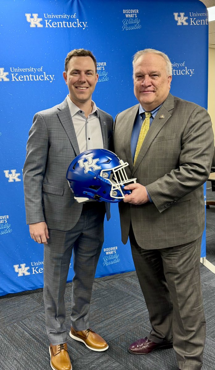 New <a href="/universityofky/">University of Kentucky</a> football coach Will Stein visited Frankfort and briefed <a href="/kysenatepres/">Robert Stivers</a> and @Maxwellwise ahead of spring practice which began this week. They discussed the current landscape of NIL and college athletics.   

#kyga26