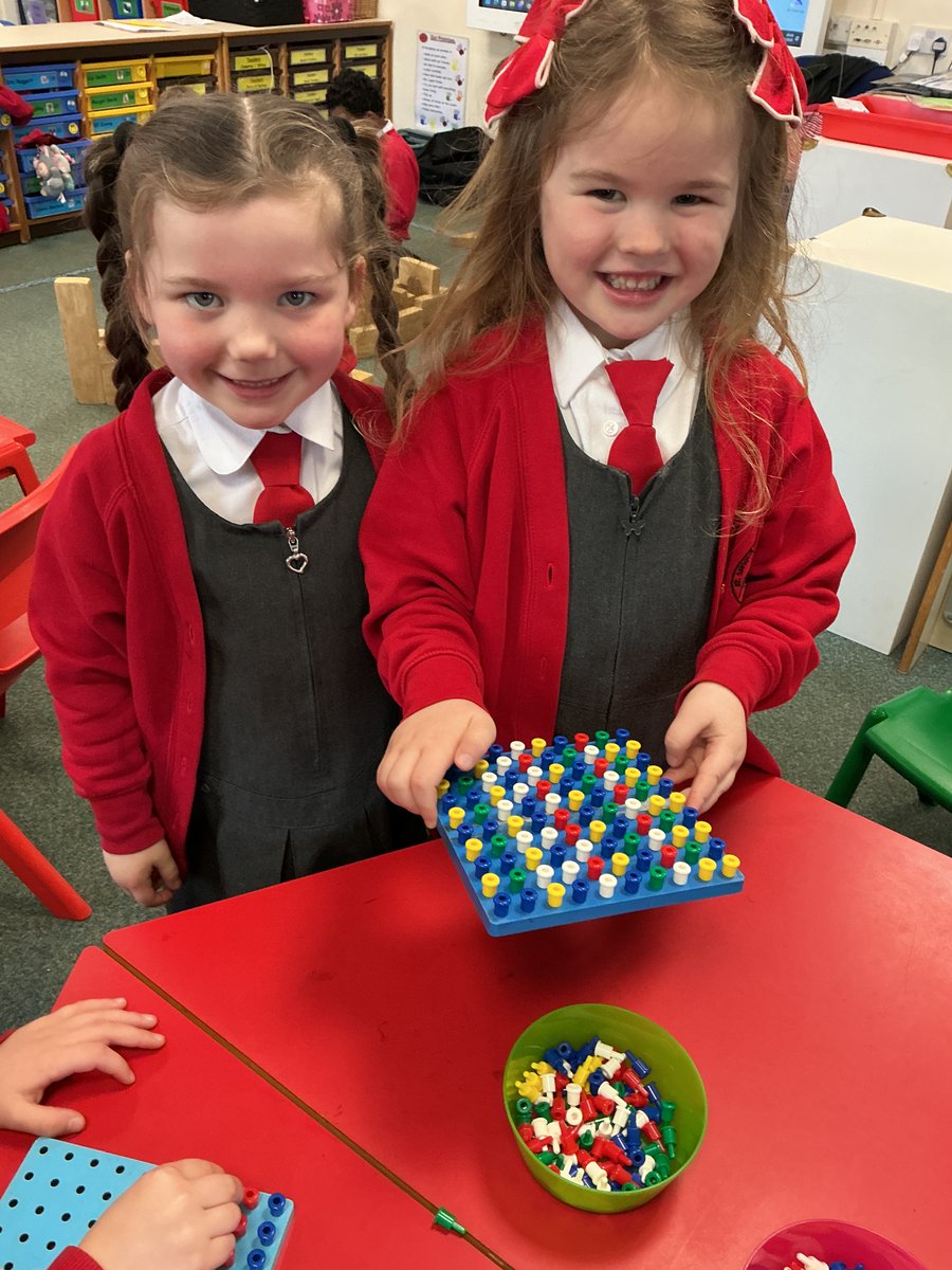 StSavReception tweet media