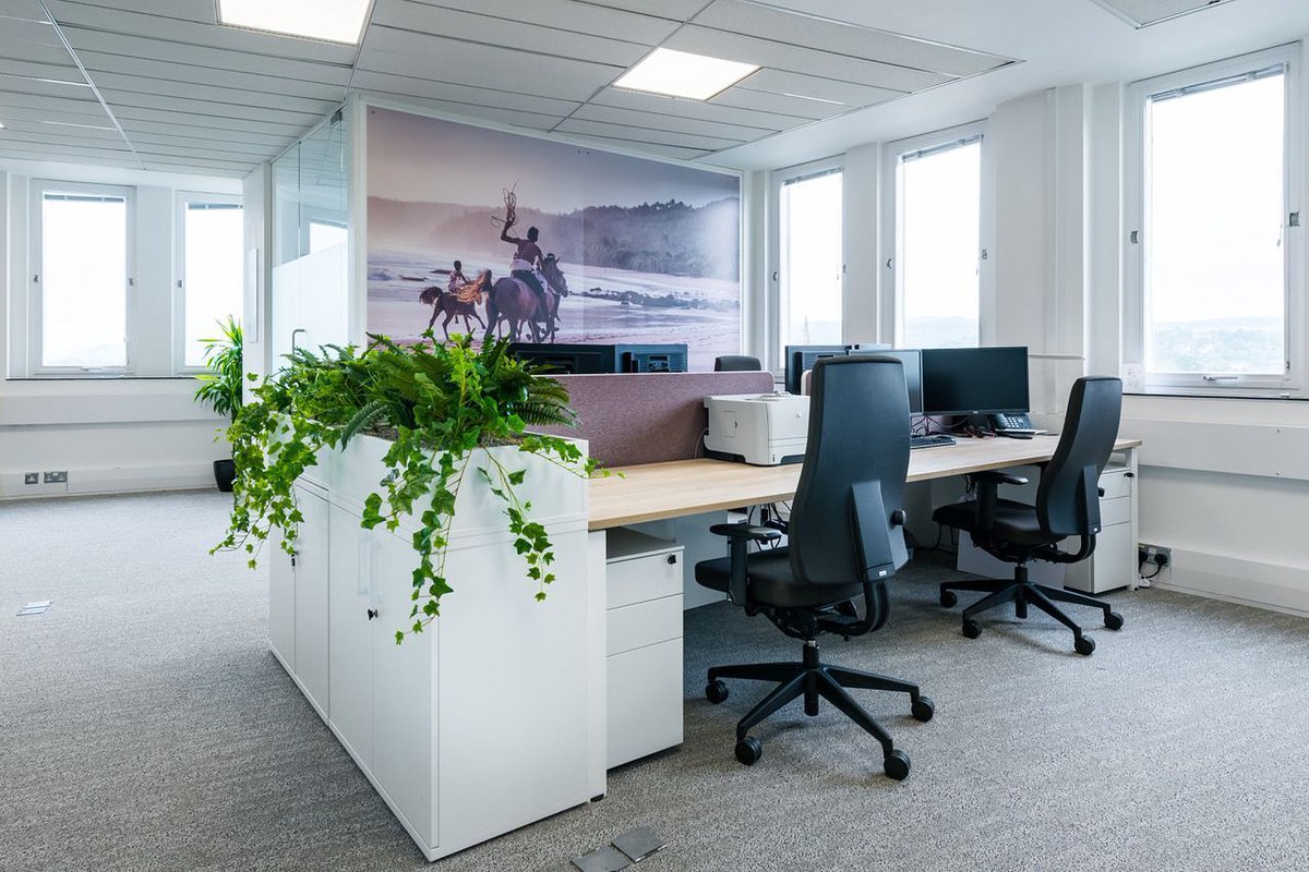 EagleTowerCheltenham tweet media