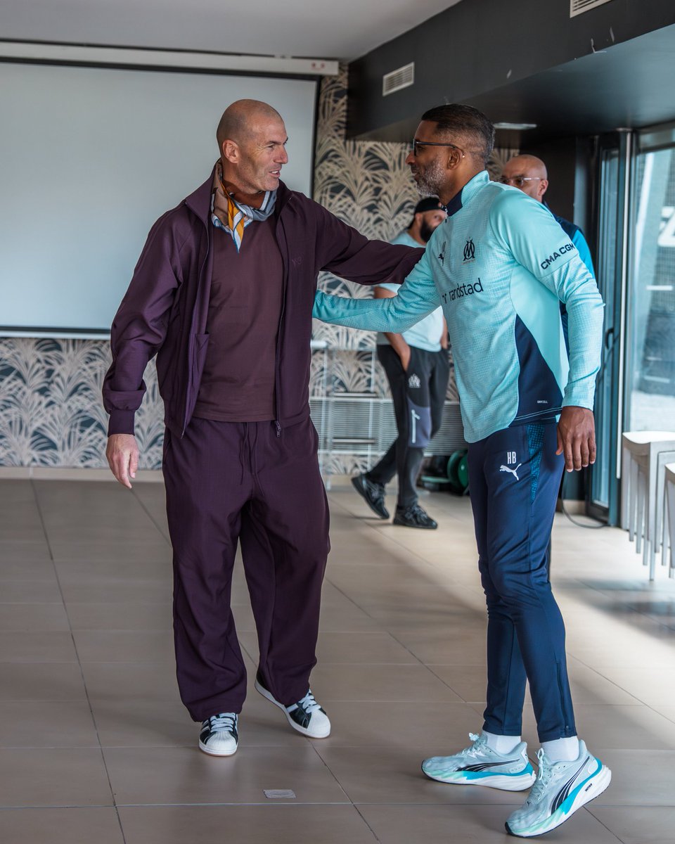 𝐕𝐢𝐧𝐜𝐞𝐧𝐳𝐨 𝐓𝐨𝐦𝐦𝐚𝐬𝐢 tweet media